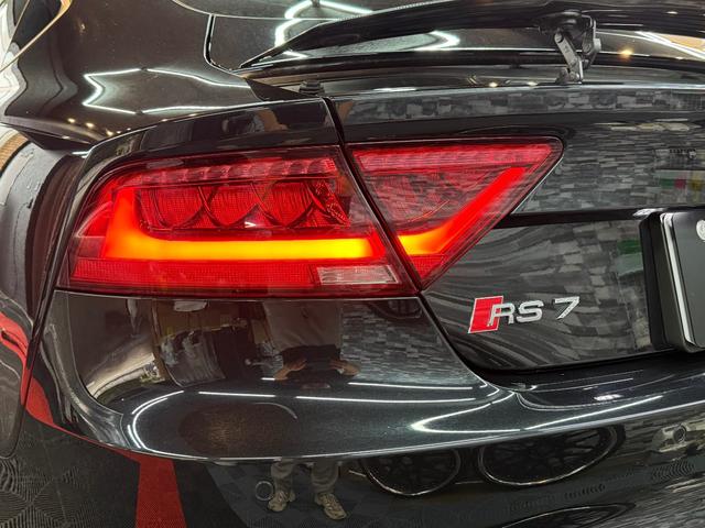 ＲＳ７スポーツバック ４．０　４ＷＤ　サンルーフ　ドラレコ　衝突軽減ブレーキ（14枚目）