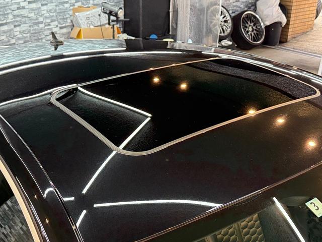 ＲＳ７スポーツバック ４．０　４ＷＤ　サンルーフ　ドラレコ　衝突軽減ブレーキ（23枚目）