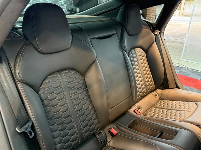 ＲＳ７スポーツバック ４．０　４ＷＤ　サンルーフ　ドラレコ　衝突軽減ブレーキ（35枚目）