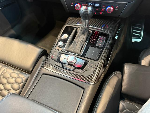 ＲＳ７スポーツバック ４．０　４ＷＤ　サンルーフ　ドラレコ　衝突軽減ブレーキ（47枚目）