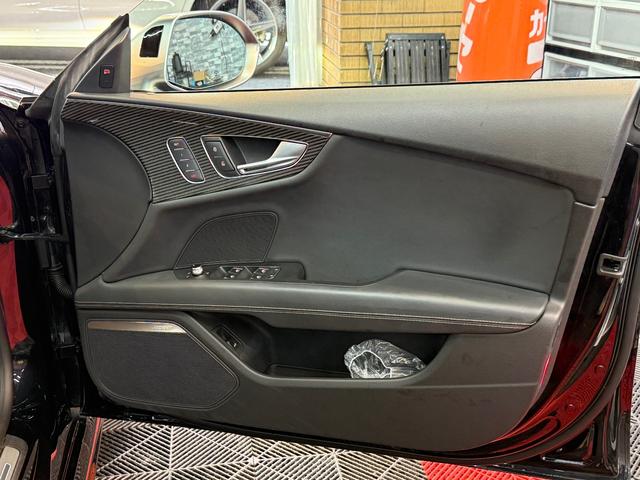 ＲＳ７スポーツバック ４．０　４ＷＤ　サンルーフ　ドラレコ　衝突軽減ブレーキ（60枚目）