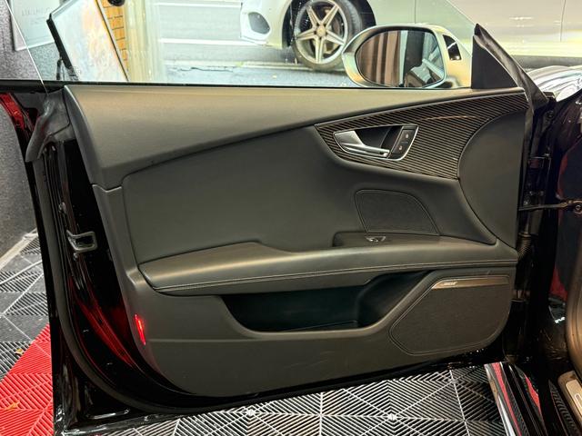 ＲＳ７スポーツバック ４．０　４ＷＤ　サンルーフ　ドラレコ　衝突軽減ブレーキ（61枚目）