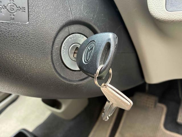 ミライース Ｘ　ナビ　ＴＶ　キーレスエントリー　アイドリングストップ　電動格納ミラー　ＣＶＴ　盗難防止システム　ＡＢＳ　ＵＳＢ　ミュージックプレイヤー接続可　衝突安全ボディ　エアコン　パワーステアリング（8枚目）