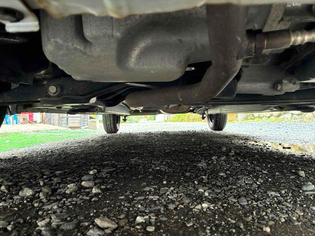 ミライース Ｘ　ナビ　ＴＶ　キーレスエントリー　アイドリングストップ　電動格納ミラー　ＣＶＴ　盗難防止システム　ＡＢＳ　ＵＳＢ　ミュージックプレイヤー接続可　衝突安全ボディ　エアコン　パワーステアリング（41枚目）