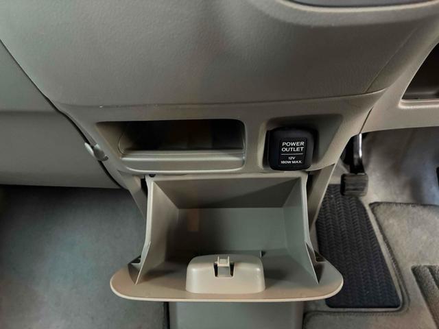 Ｎ－ＢＯＸ Ｇ・Ｌパッケージ　両側電動スライドドア　スマートキー　アイドリングストップ　電動格納ミラー　ベンチシート　ＣＶＴ　盗難防止システム　ＡＢＳ　ＥＳＣ　ＣＤ　ミュージックプレイヤー接続可　アルミホイール　衝突安全ボディ（11枚目）