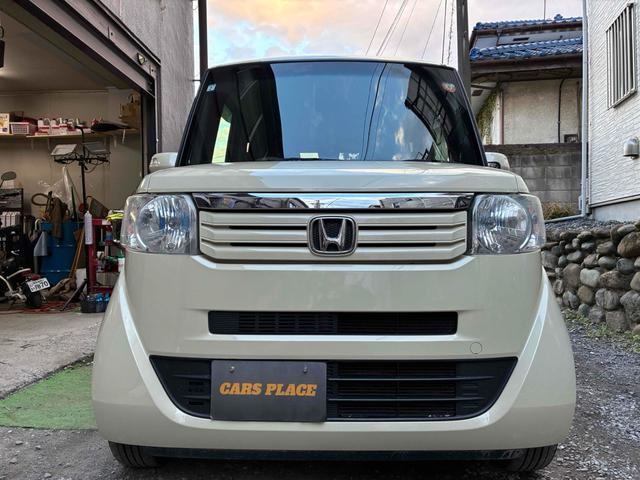 Ｎ－ＢＯＸ Ｇ・Ｌパッケージ　両側電動スライドドア　スマートキー　アイドリングストップ　電動格納ミラー　ベンチシート　ＣＶＴ　盗難防止システム　ＡＢＳ　ＥＳＣ　ＣＤ　ミュージックプレイヤー接続可　アルミホイール　衝突安全ボディ（13枚目）