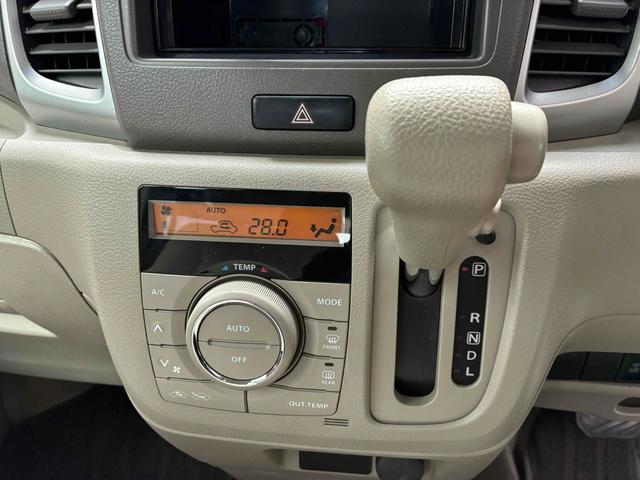フレアワゴン ＸＳ　ＥＴＣ　両側スライド・片側電動　スマートキー　アイドリングストップ　電動格納ミラー　ベンチシート　ＣＶＴ　盗難防止システム　ＡＢＳ　ＣＤ　ミュージックプレイヤー接続可　衝突安全ボディ　エアコン（5枚目）