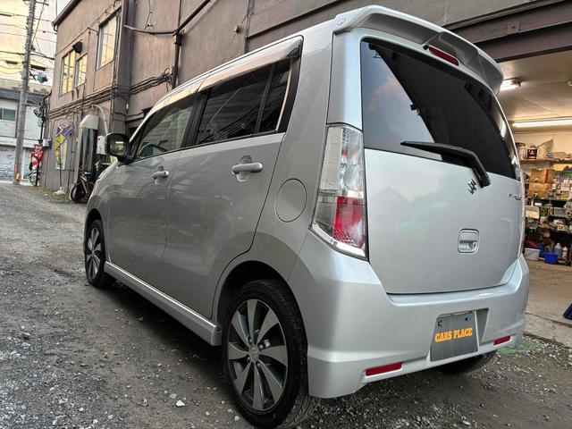 ワゴンＲスティングレー リミテッドＩＩ　オートライト　ＨＩＤ　スマートキー　電動格納ミラー　シートヒーター　ベンチシート　ＣＶＴ　盗難防止システム　ＡＢＳ　ＣＤ　ミュージックプレイヤー接続可　アルミホイール　衝突安全ボディ　エアコン（16枚目）