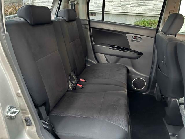 ワゴンＲスティングレー リミテッドＩＩ　オートライト　ＨＩＤ　スマートキー　電動格納ミラー　シートヒーター　ベンチシート　ＣＶＴ　盗難防止システム　ＡＢＳ　ＣＤ　ミュージックプレイヤー接続可　アルミホイール　衝突安全ボディ　エアコン（30枚目）