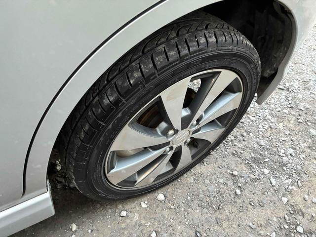 ワゴンＲスティングレー リミテッドＩＩ　オートライト　ＨＩＤ　スマートキー　電動格納ミラー　シートヒーター　ベンチシート　ＣＶＴ　盗難防止システム　ＡＢＳ　ＣＤ　ミュージックプレイヤー接続可　アルミホイール　衝突安全ボディ　エアコン（38枚目）