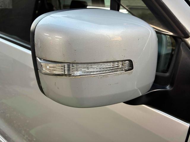 ワゴンＲスティングレー リミテッドＩＩ　オートライト　ＨＩＤ　スマートキー　電動格納ミラー　シートヒーター　ベンチシート　ＣＶＴ　盗難防止システム　ＡＢＳ　ＣＤ　ミュージックプレイヤー接続可　アルミホイール　衝突安全ボディ　エアコン（41枚目）