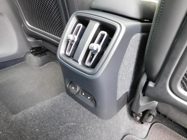 XC40リチャージ リチャージ アルティメットシングルモーター グーグルナビ・360度カメラ・純正ドラレコ(19枚目)