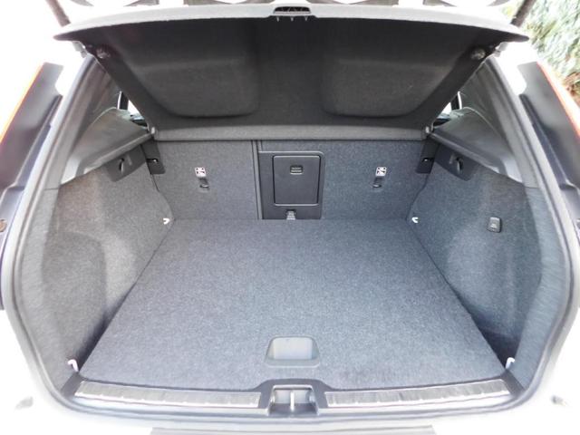 XC40 リチャージ PHV T5 インスクリプション ナビ サンルーフ Harman/Kardonプレミアムサウンド360度カメラ・レザー(24枚目)