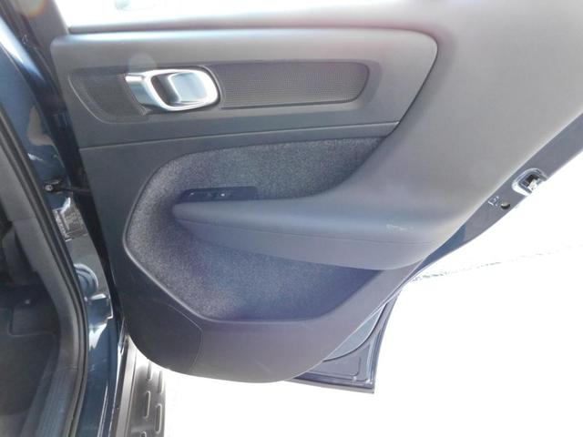 ＸＣ４０ Ｂ３　モメンタム　ＳＥＮＳＵナビ・３６０度カメラ・１オーナー・禁煙（18枚目）