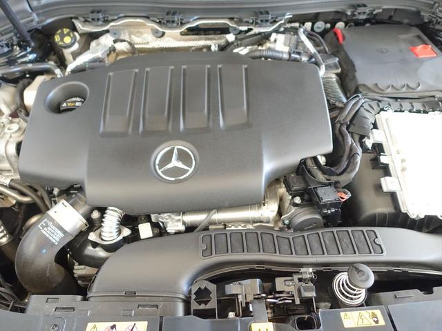 GLAクラス GLA200 d 4MATIC レザーエクスクルーシブパッケージ Bluetooth接続 ETC LEDヘッドライト TV アイドリングストップ クルーズコントロール コネクテッド機能 サイドカメラ サンルーフ・ガラスルーフ(9枚目)