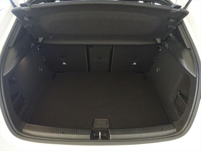 Ａクラス Ａ２００　ｄ　ＡＭＧライン　ナビゲーションパッケージ　Ｂｌｕｅｔｏｏｔｈ接続　ＥＴＣ　ＬＥＤヘッドライト　ＴＶ　アイドリングストップ　クルーズコントロール　コネクテッド機能　シートヒーター　トランクスルー　ナビ　バックモニター（24枚目）