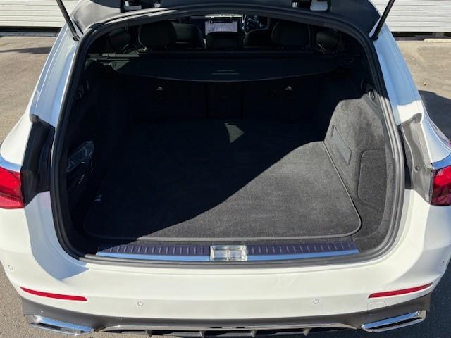 Eクラスステーションワゴン E200 ステーションワゴン アバンギャルド AMGラインパッケージ レザーエクスクルーシブパッケージ アドバンスドパッケージ デジタルインテリアパッケージ Bluetooth接続 ETC LEDヘッドライト TV アイドリングストップ(6枚目)