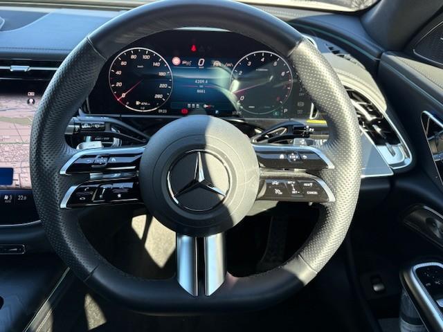 Eクラスステーションワゴン E200 ステーションワゴン アバンギャルド AMGラインパッケージ レザーエクスクルーシブパッケージ アドバンスドパッケージ デジタルインテリアパッケージ Bluetooth接続 ETC LEDヘッドライト TV アイドリングストップ(13枚目)