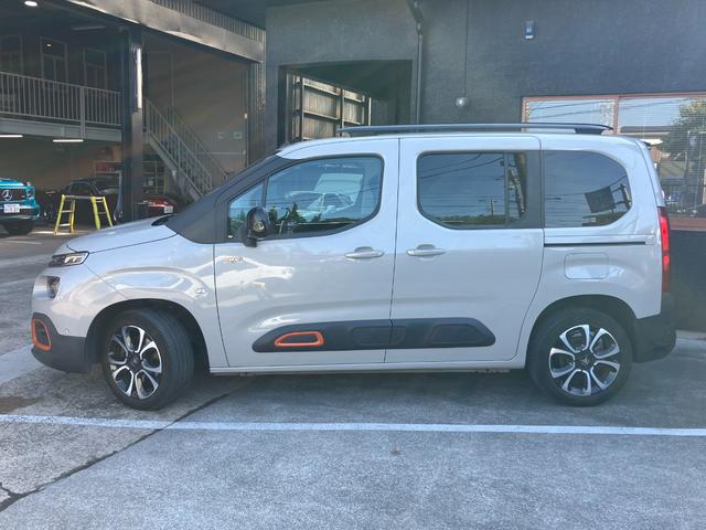 ベルランゴ シャイン ブルーHDi XTR パック(17枚目)