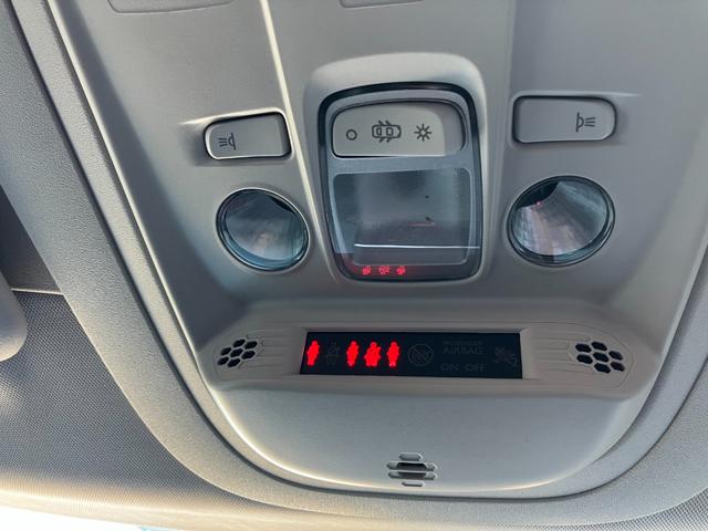 ベルランゴ シャイン ブルーHDi XTR パック(21枚目)