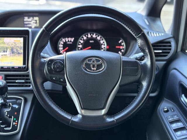 ノア Ｓｉ　両側パワースライドドア／純正ナビ／地デジ／バックカメラ／純正天吊りモニター（16枚目）