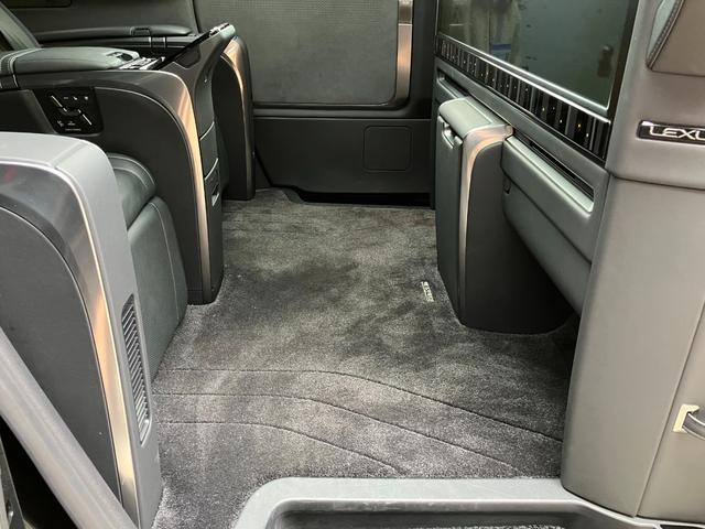 ＬＭ ＬＭ５００ｈ　エグゼクティブ　ワンオーナー／モデリスタエアロ／プロジェクションカーテンイルミ／室内カーテン／カップホルダーイルミネーション／モデリスタパーテンション／漆パネル／エアロスタビライジングフィン／純正１９インチＡＷ（40枚目）