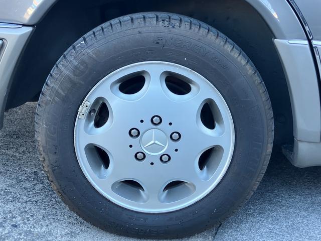 Ｅクラス Ｅ３２０　ワンオーナー／整備記録簿／スペアキー／取扱説明書（7枚目）