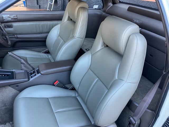 ソアラ ３．０ＧＴ　エアロキャビン　ディーラー保証書／整備記録簿／整備手帳／取扱説明書（43枚目）