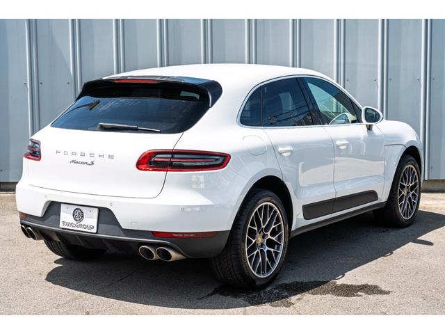 マカン マカンＳ　ベージュハーフレザーシート　シートヒーター　ＰＣＭナビ　ＡｐｐｌｅＣａｒｐｌａｙ　クルーズコントロール　パドル　ＰＤＬＳ　車線逸脱警報　ＲＳスパイダー２０インチＡＷ　ＴＰＭ　オートトランク　２年保証（39枚目）