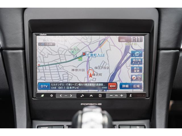 ボクスター ボクスター　ＭＹ１３　スポーツクロノＰ　ブラックレザーインテ　スポーツシートプラス　ヒーター＆ベンチレーター　赤幌　ナビＴＶ　レッドシートベルト　スポーツデザインステア　電格ミラー　ＰＤＬＳ　１８ＡＷ　２年保証（11枚目）