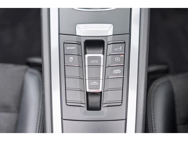 ボクスター ボクスターＳ　スポーツエグゾースト　ブラックハーフレザー　シートヒーター　ブラックソフトトップ　ナビＴＶ　スポーツデザインステアリング　ＴＰＭ　電動ドアミラー　スモーカーＰＫＧ　ボクスターＳ１９インチＡＷ　２年保証（18枚目）