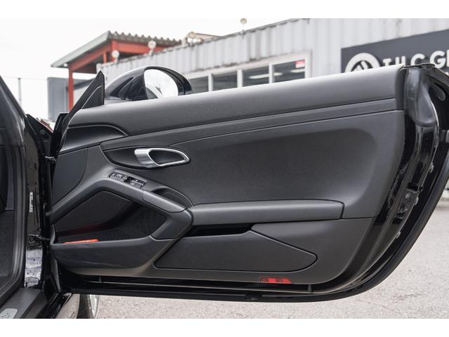 718ボクスター 718ボクスター スポーツクロノ スポーツエグゾースト ブラックハーフレザー 黒幌 PCM CarPlay LEDライト/PDLS+ TPM パークアシスト 電動Dミラー オートA/C カレラS20インチAW 2年保証(26枚目)