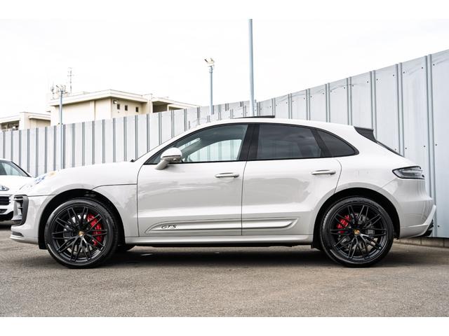 マカン マカンGTS スポーツクロノ スポーツエグゾースト パノラマSR アダプティブスポーツシート ベンチレーター ブルメスター PASM/エアサス PDLS+ ステアリングヒーター RSスパイダー21AW 2年保証(32枚目)