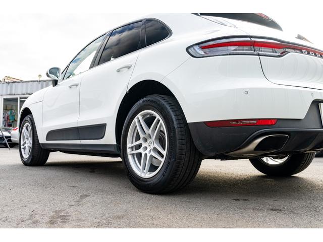 マカン マカン　２０２０年モデル　レザーパッケージ　ガーネットレッドレザーシート　シートヒーター＆ベンチレーター　ＰＣＭ　ＡｐｐｌｅＣａｒｐｌａｙ　エントリードライブ　ＡＣＣ　車線逸脱警報　マカンＳ１ＡＷ　２年保証（16枚目）