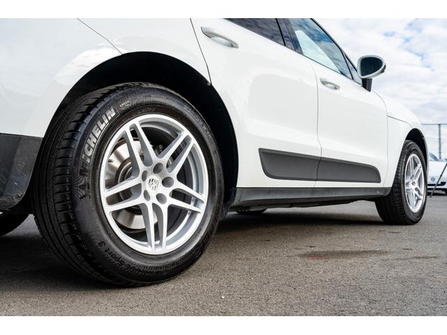 マカン マカン　２０２０年モデル　レザーパッケージ　ガーネットレッドレザーシート　シートヒーター＆ベンチレーター　ＰＣＭ　ＡｐｐｌｅＣａｒｐｌａｙ　エントリードライブ　ＡＣＣ　車線逸脱警報　マカンＳ１ＡＷ　２年保証（18枚目）