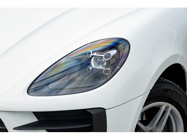 マカン マカン　２０２０年モデル　レザーパッケージ　ガーネットレッドレザーシート　シートヒーター＆ベンチレーター　ＰＣＭ　ＡｐｐｌｅＣａｒｐｌａｙ　エントリードライブ　ＡＣＣ　車線逸脱警報　マカンＳ１ＡＷ　２年保証（24枚目）