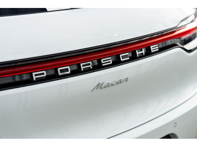 マカン マカン　２０２０年モデル　レザーパッケージ　ガーネットレッドレザーシート　シートヒーター＆ベンチレーター　ＰＣＭ　ＡｐｐｌｅＣａｒｐｌａｙ　エントリードライブ　ＡＣＣ　車線逸脱警報　マカンＳ１ＡＷ　２年保証（37枚目）