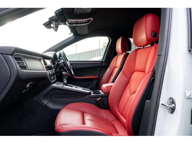 マカン マカン　２０２０年モデル　レザーパッケージ　ガーネットレッドレザーシート　シートヒーター＆ベンチレーター　ＰＣＭ　ＡｐｐｌｅＣａｒｐｌａｙ　エントリードライブ　ＡＣＣ　車線逸脱警報　マカンＳ１ＡＷ　２年保証（47枚目）