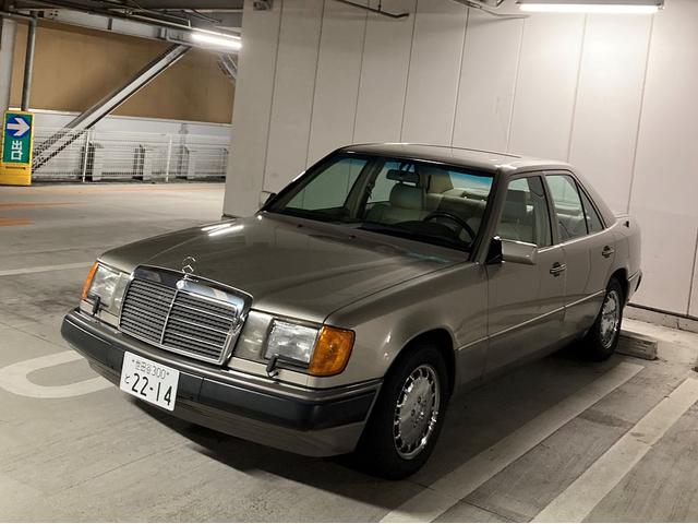 ３００Ｅ　本物Ｕ．Ｓ．モデル１オーナースモークシルバーボディタンレザーのインテリア１５インチクロームアルミ１９５／６５Ｒ１５ミシュランタイヤＥＴＣ　車検令和７年１１月デスビキャップローター、プラグ、ワイヤー交換(60枚目)