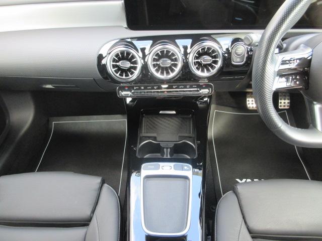 Aクラス A200 d AMGラインパッケージ AMGレザーエクスクルーシブパッケージ アドバンスドパッケージ Bluetooth接続 ETC LEDヘッドライト TV アイドリングストップ クルーズコントロール(25枚目)