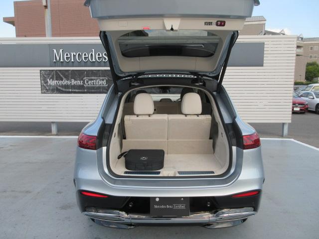 EQS SUV EQS450 4マチック SUV AMGラインパッケージ 3列シート Bluetooth接続 ETC LEDヘッドライト TV クルーズコントロール コネクテッド機能 サイドカメラ サンルーフ・ガラスルーフ シートエアコン シートヒーター トランクスルー(8枚目)