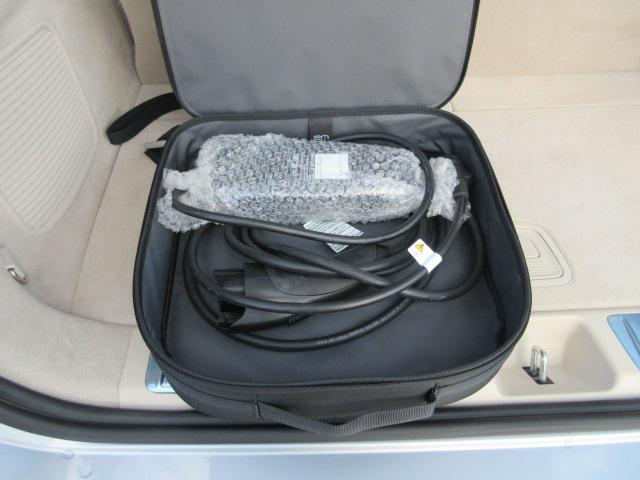 EQS SUV EQS450 4マチック SUV AMGラインパッケージ 3列シート Bluetooth接続 ETC LEDヘッドライト TV クルーズコントロール コネクテッド機能 サイドカメラ サンルーフ・ガラスルーフ シートエアコン シートヒーター トランクスルー(9枚目)