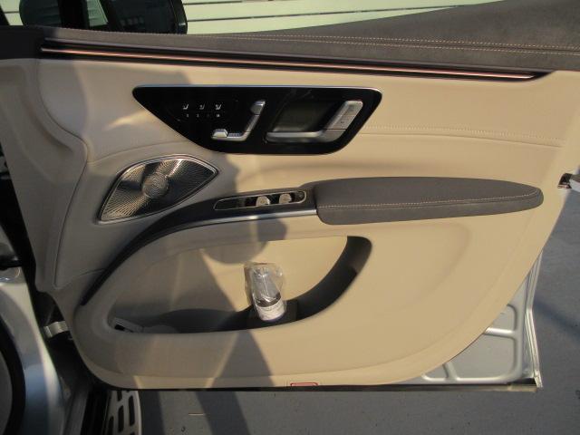 EQS SUV EQS450 4マチック SUV AMGラインパッケージ 3列シート Bluetooth接続 ETC LEDヘッドライト TV クルーズコントロール コネクテッド機能 サイドカメラ サンルーフ・ガラスルーフ シートエアコン シートヒーター トランクスルー(19枚目)