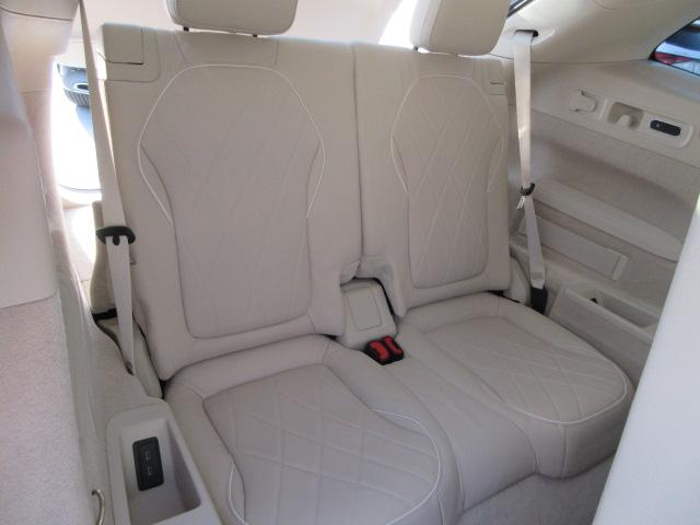 EQS SUV EQS450 4マチック SUV AMGラインパッケージ 3列シート Bluetooth接続 ETC LEDヘッドライト TV クルーズコントロール コネクテッド機能 サイドカメラ サンルーフ・ガラスルーフ シートエアコン シートヒーター トランクスルー(25枚目)