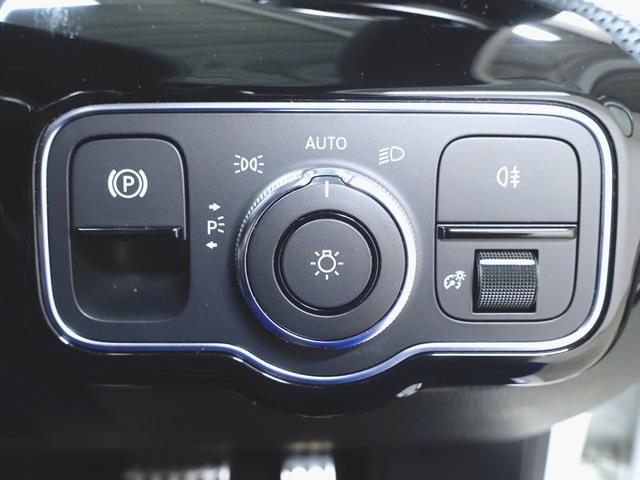 Aクラス A180 スタイル AMGライン レーダーセーフティーパッケ ージ ナビゲーションパッケージ(20枚目)