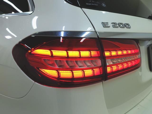 Eクラスステーションワゴン E200 4マチック ステーションワゴン スポーツ AMGラインインテリアパッケージ エクスクルーシブパッケージ Bluetooth接続 ETC LEDヘッドライト TV アイドリングストップ クルーズコントロール コネクテッド機能 サイドカメラ(5枚目)