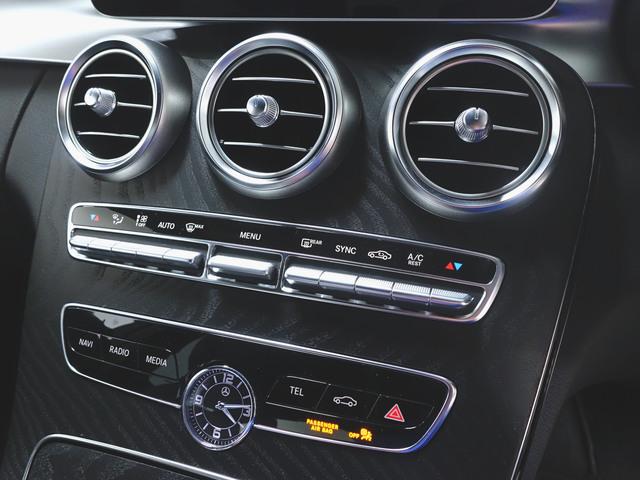 Cクラス C200 アバンギャルド AMGライン レーダーセーフティーパッケージ Bluetooth接続 ETC LEDヘッドライト TV アイドリングストップ クルーズコントロール コネクテッド機能 シートヒーター トランクスルー ナビ(18枚目)