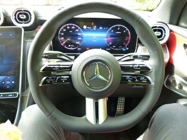 GLC GLC220 d 4マチック クーペ AMGラインパッケージ AMGレザーエクスクルーシブパッケージ ドライバーズパッケージ Bluetooth接続 ETC LEDヘッドライト TV アイドリングストップ クルーズコントロール(9枚目)