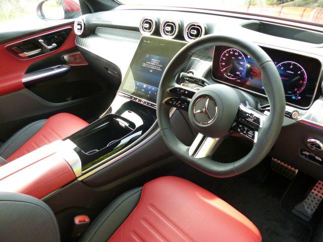 GLC GLC220 d 4マチック クーペ AMGラインパッケージ AMGレザーエクスクルーシブパッケージ ドライバーズパッケージ Bluetooth接続 ETC LEDヘッドライト TV アイドリングストップ クルーズコントロール(13枚目)