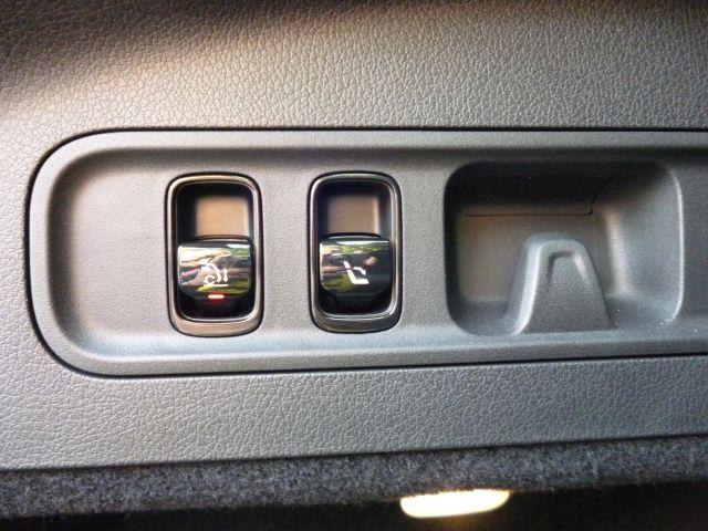 GLC GLC220 d 4マチック クーペ AMGラインパッケージ AMGレザーエクスクルーシブパッケージ ドライバーズパッケージ Bluetooth接続 ETC LEDヘッドライト TV アイドリングストップ クルーズコントロール(23枚目)